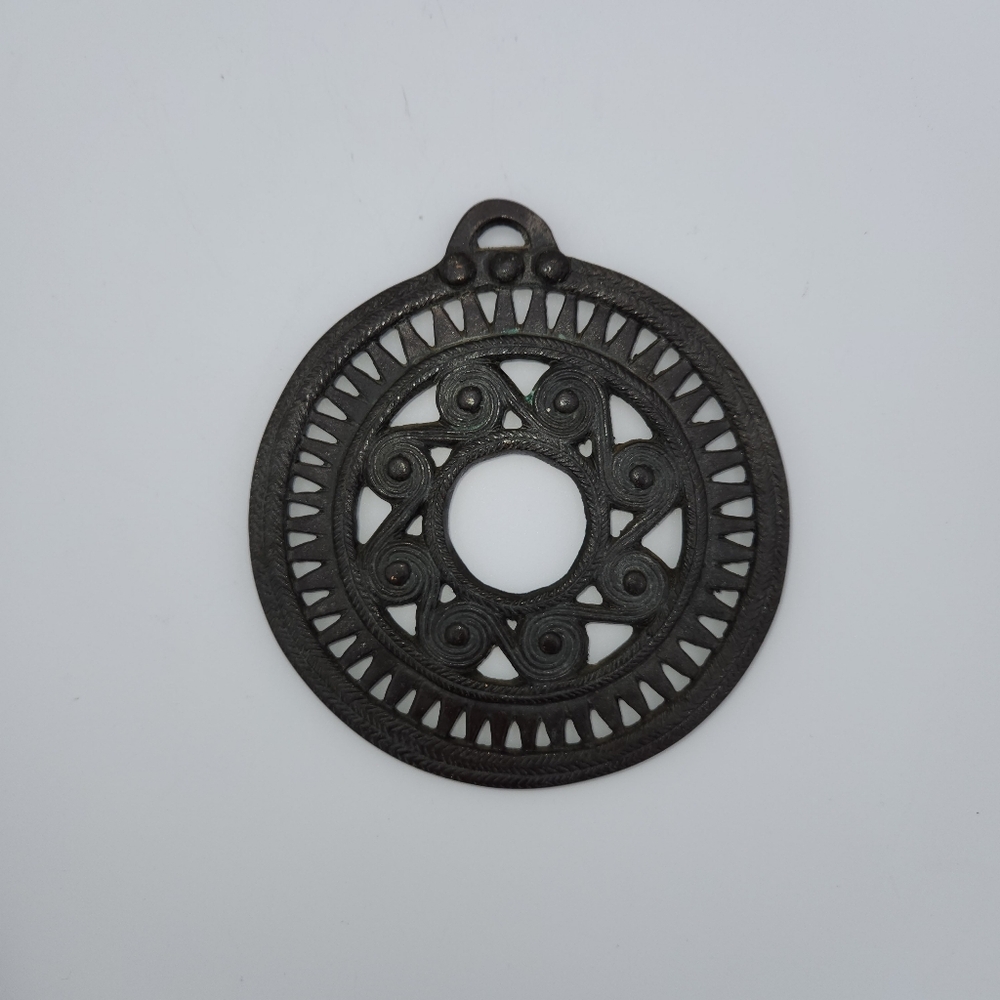 Metropolitan Museum of Art Round Trivet Near Eastern Art Pendant Reproduction